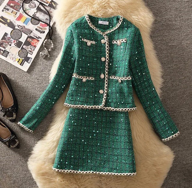 Stunning Tweed Blazer with Button Closure