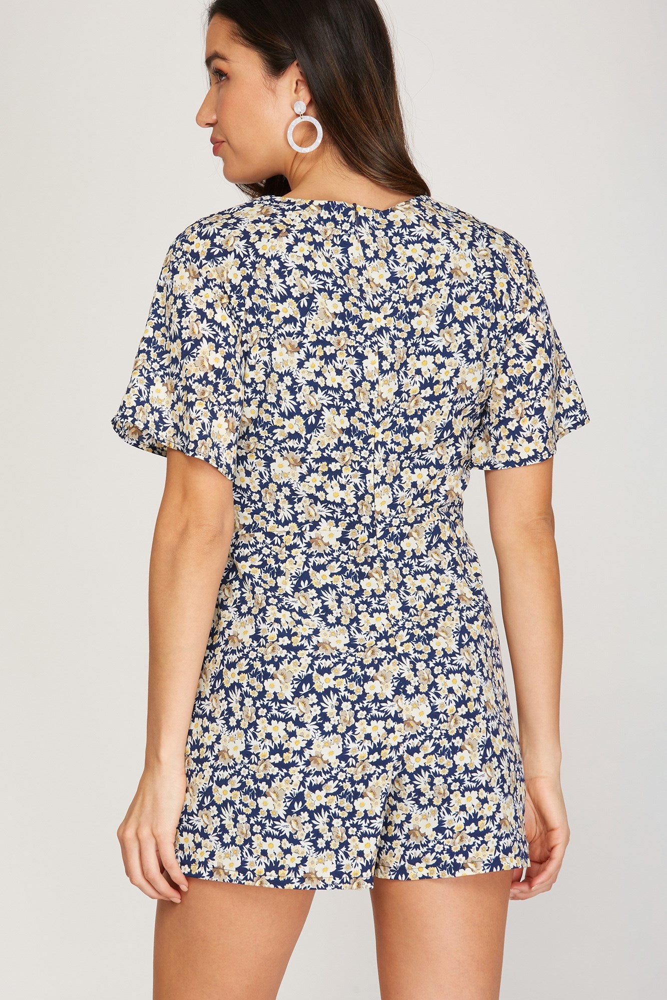 Short Sleeve Woven Floral Print Front Tie Romper