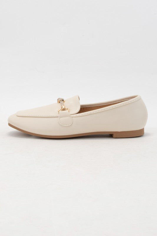 Semi Square Toe Flat Loafer