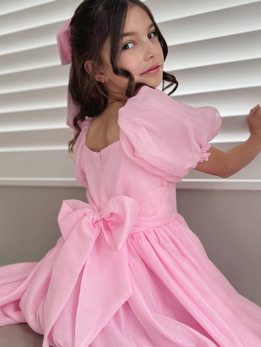 Girl Short Puff Sleeve Fit and Flare Knee Length Dress with Bow Tie Back