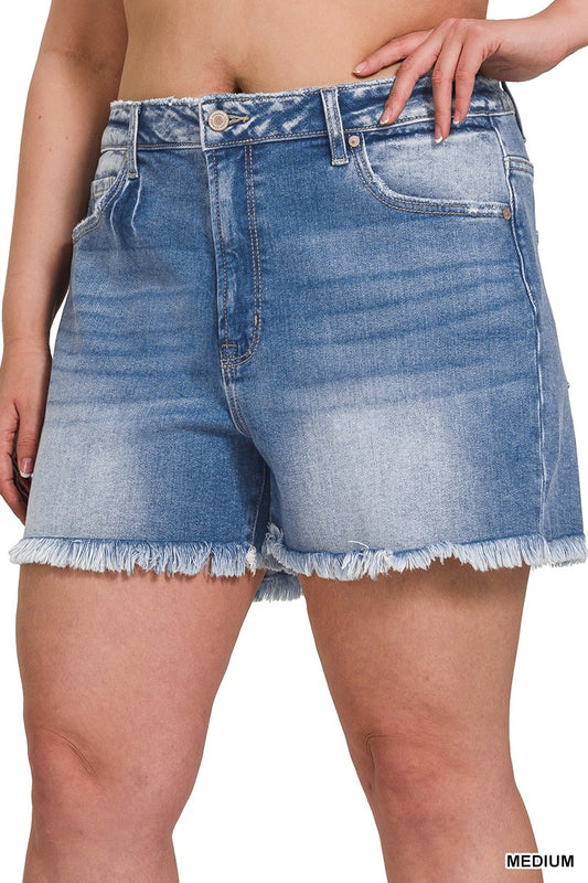 Curvy Mid Rise Raw Hem Stretch Denim Shorts with Pockets
