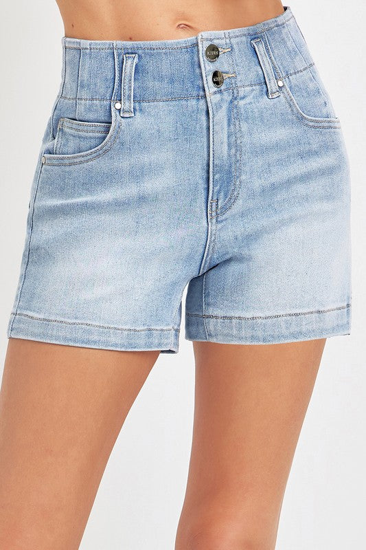 Curvy High Rise Seam Detailed Denim Shorts