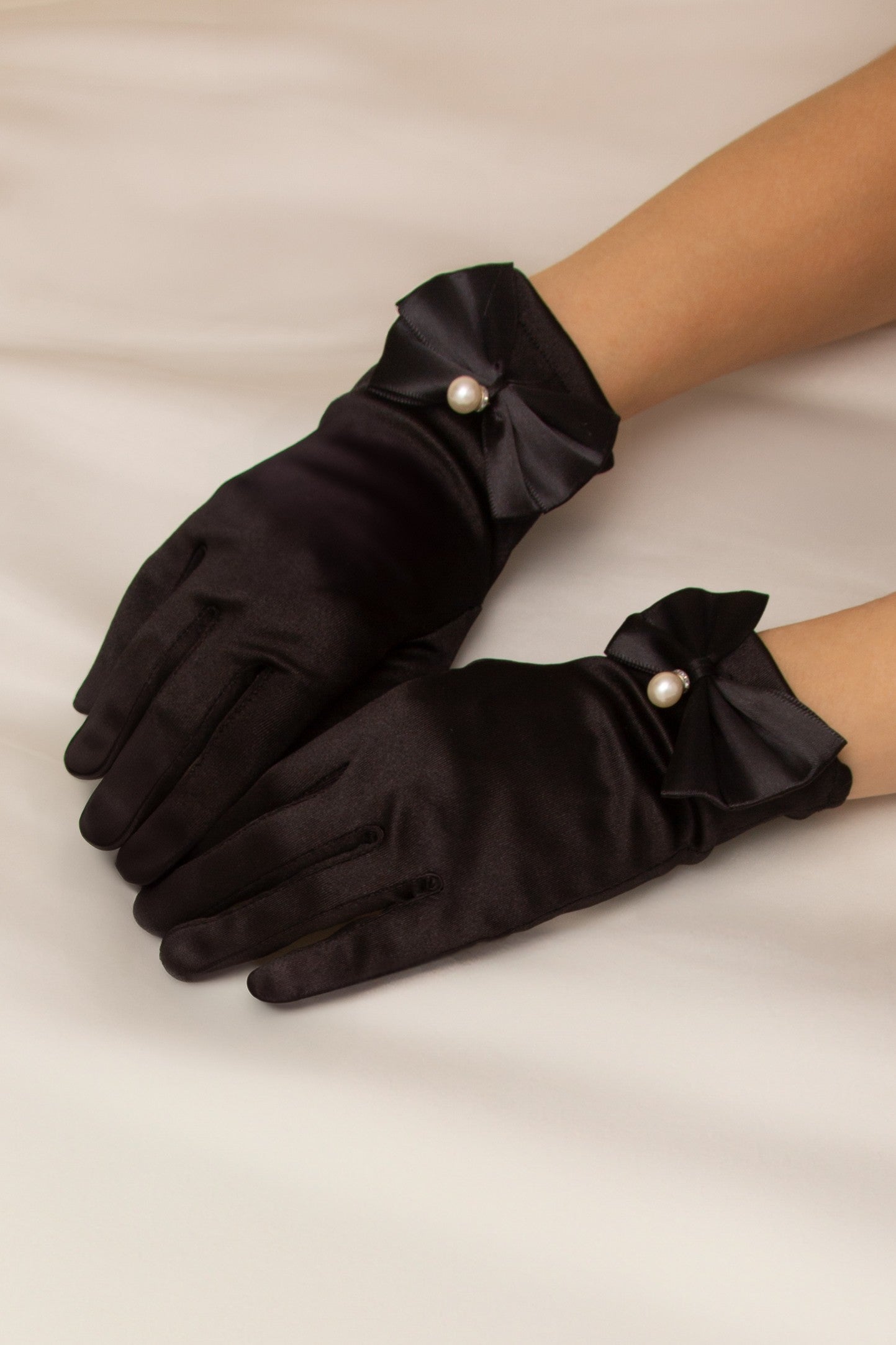 Satin Dressy Gloves with Accent