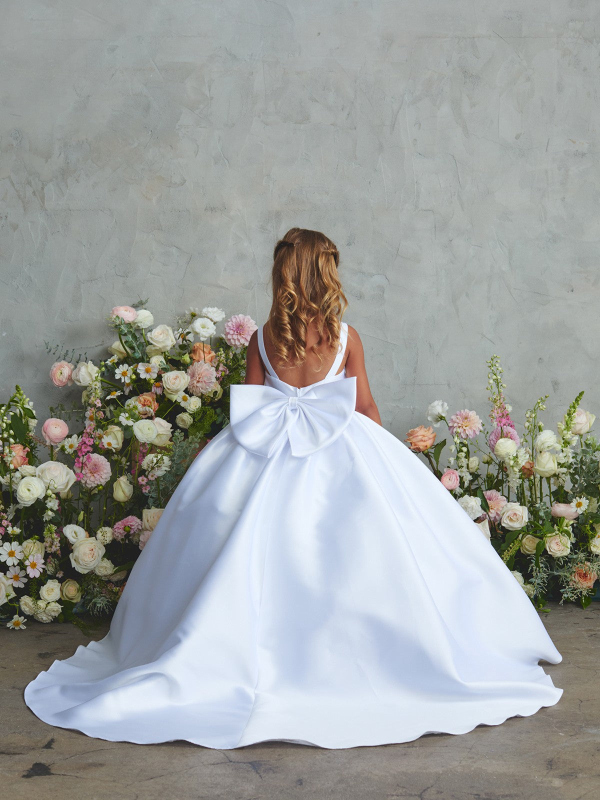 Little Girls Sleeveless V Back with Bow Accent Satin Long Formal Dress with Train