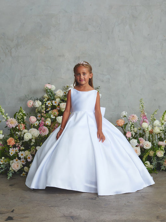 Little Girls Sleeveless V Back with Bow Accent Satin Long Formal Dress with Train