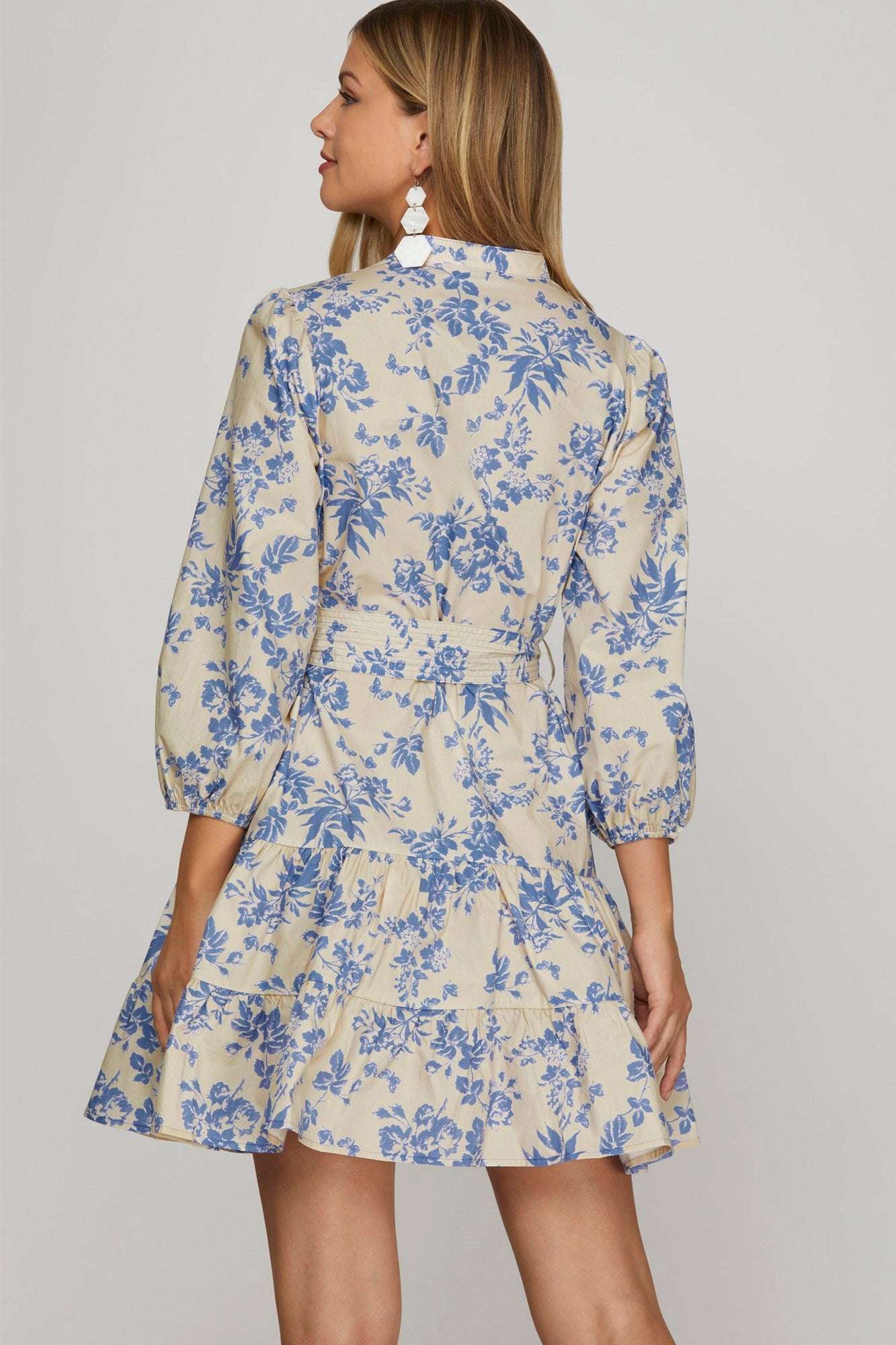 3/4 SLEEVE WOVEN FLORAL PRINT V NECK DRESS WITH WAIST TIE AND POCKETS