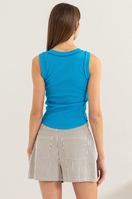 Sleeveless Reversed Seam Tank Top