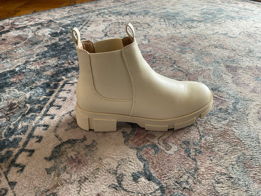 Pull On Bootie with Platform Sole