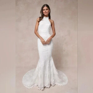 Halter Lace Fitted Long Formal Wedding Dress with Train